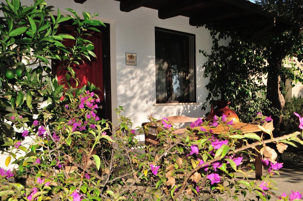 Alba Bed & Breakfast Melendugno Exteriör bild